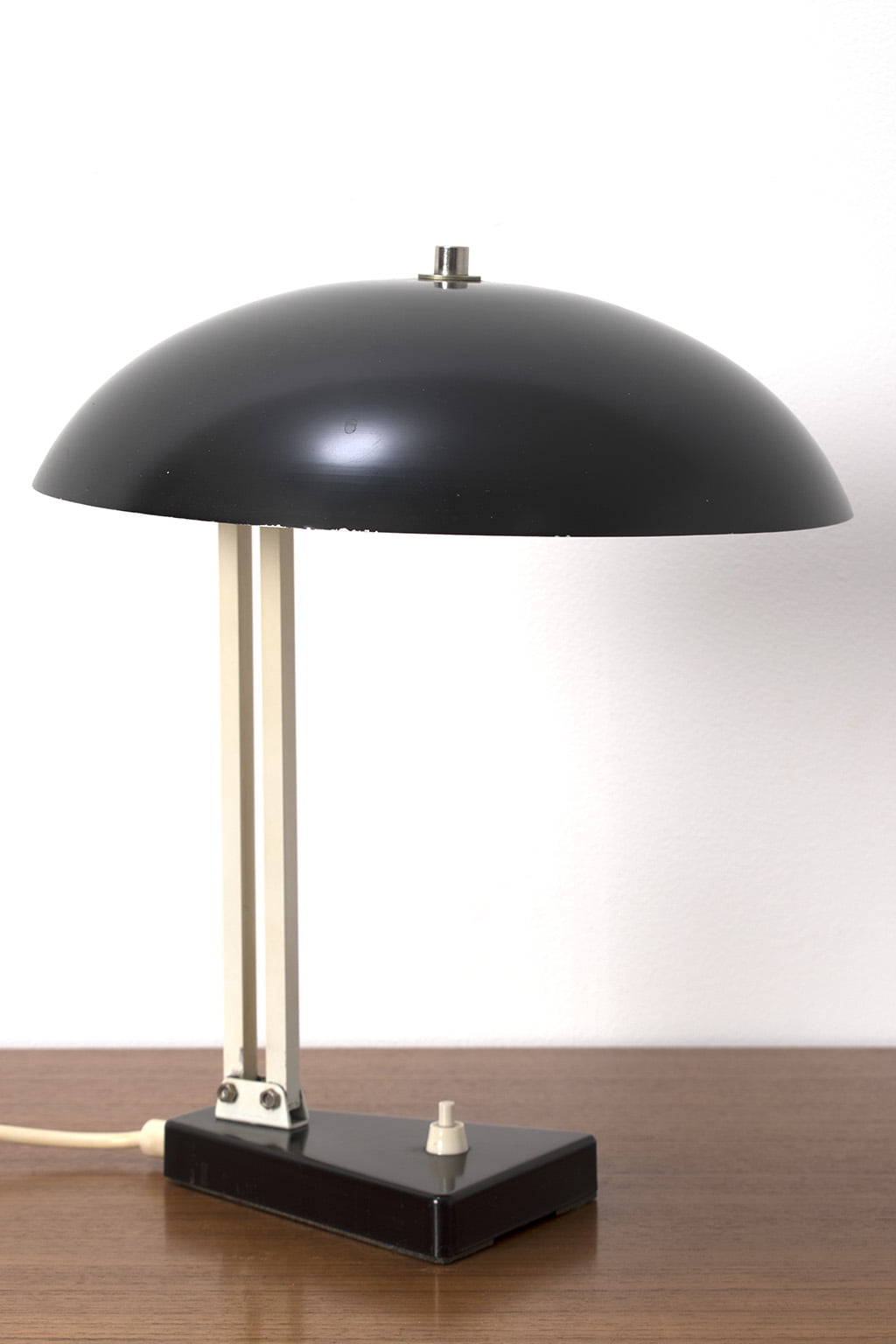 Hala desk lamp by H. Busquet