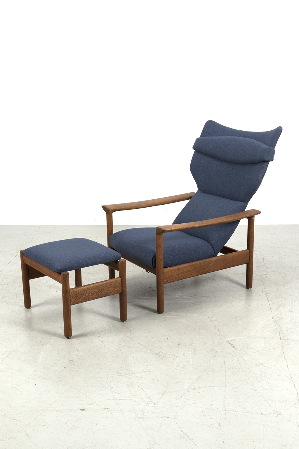 Rock royal lounge chair with hocker