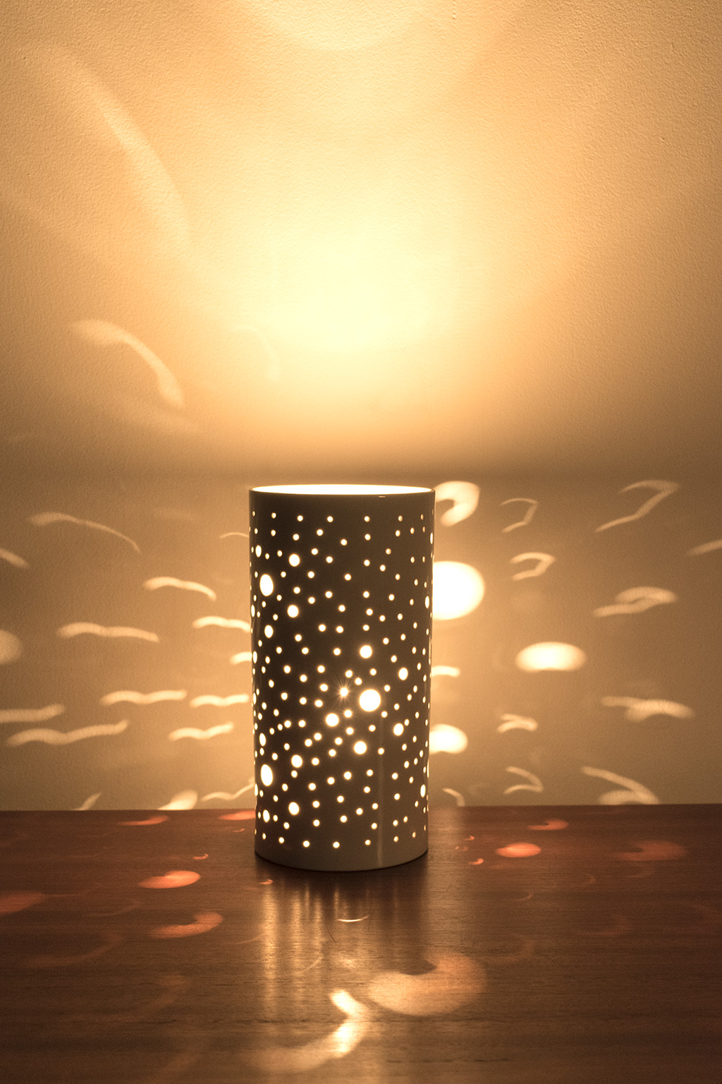 Sgrafo modern porcelain table lamp