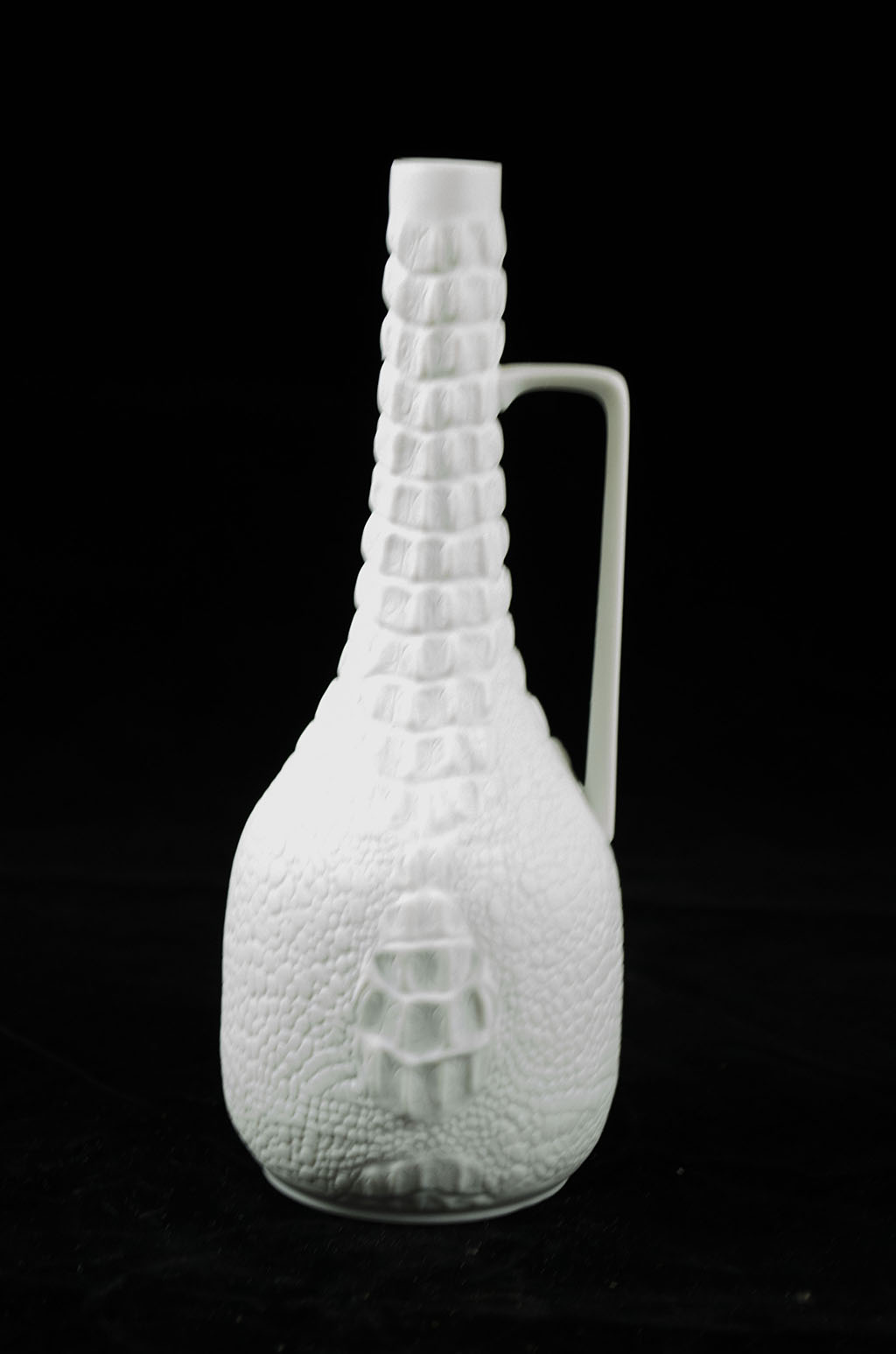 Kaiser vase with kroko motif