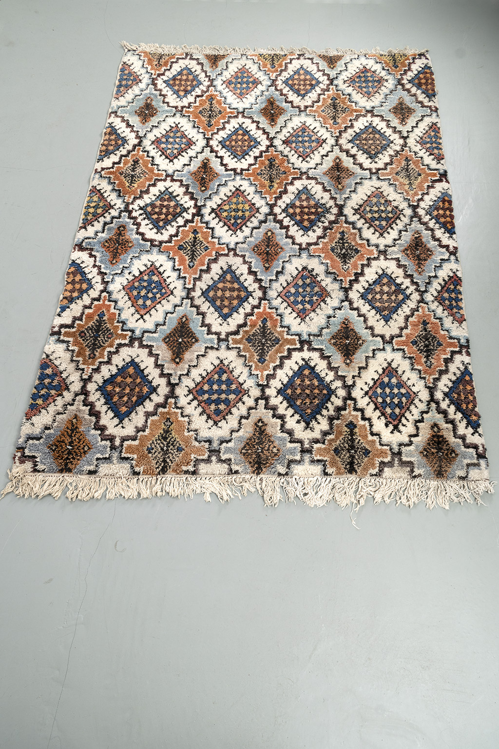 Groot Marokkaans tapijt uit Rabat