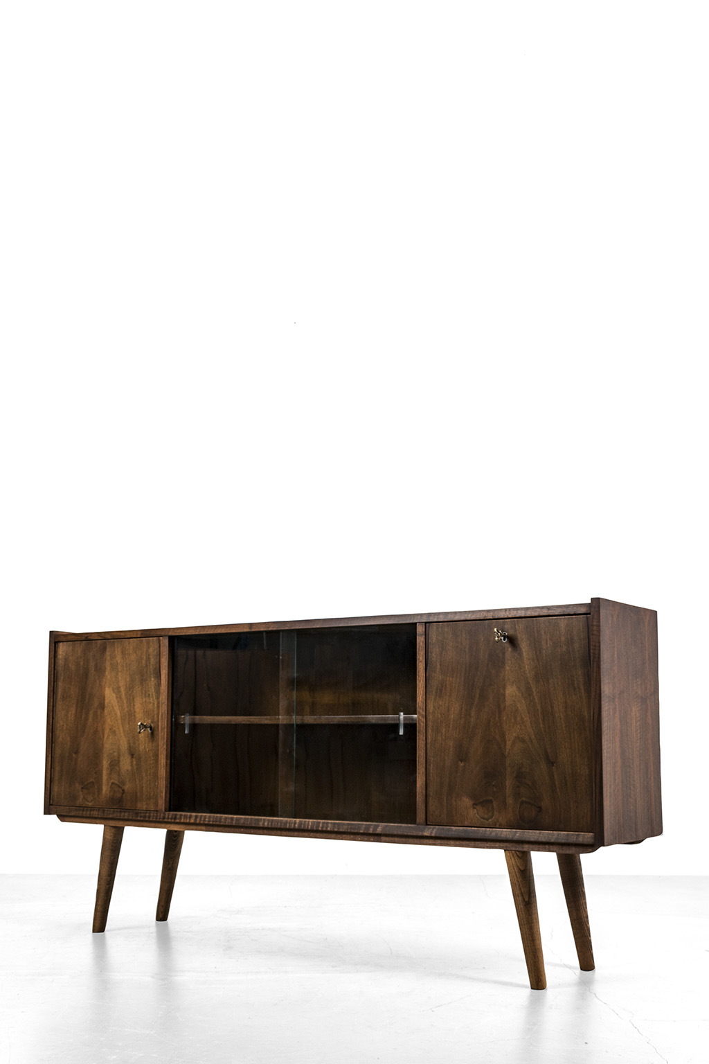 Sideboard with display compartment