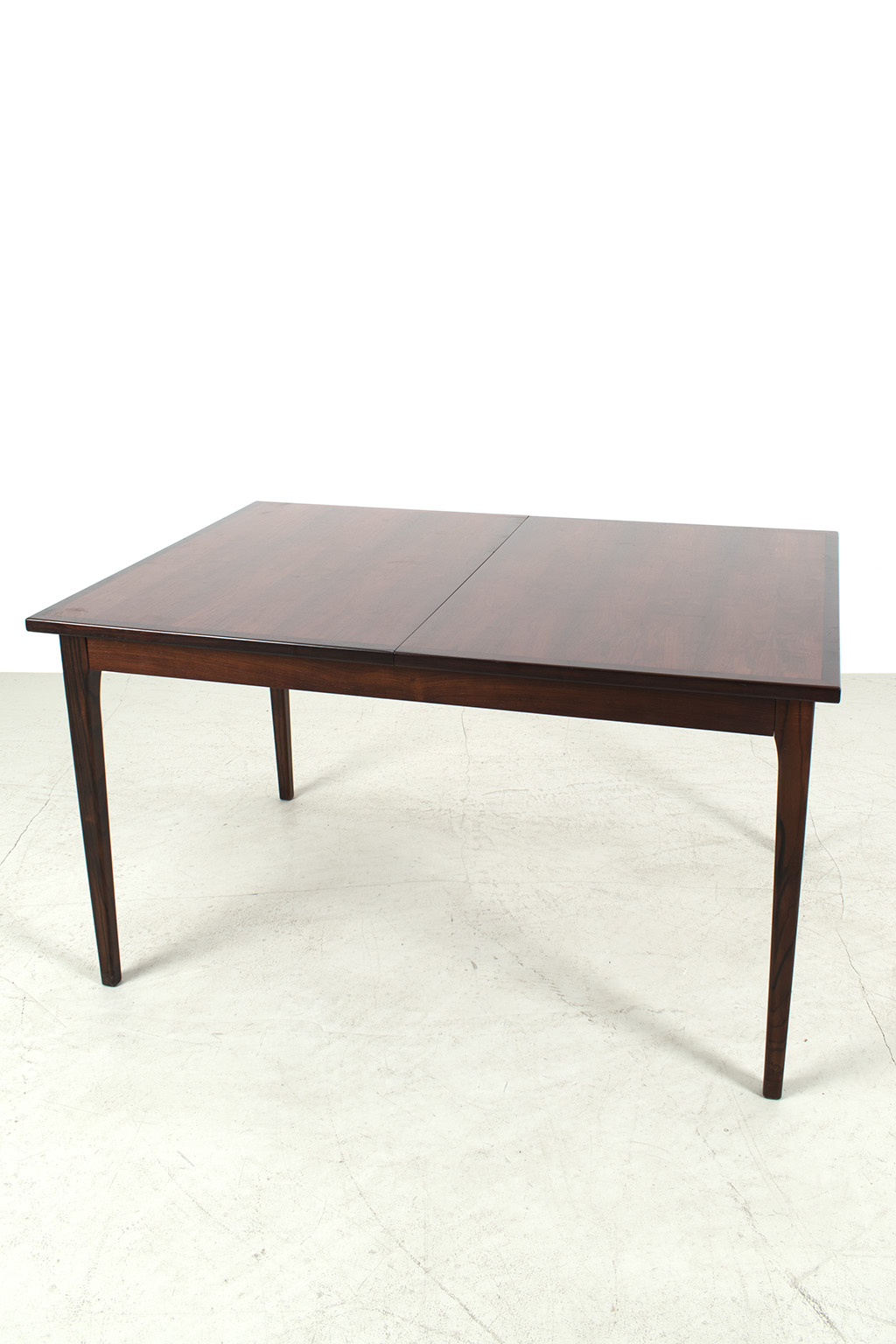 Rectangular rosewood pull-out table