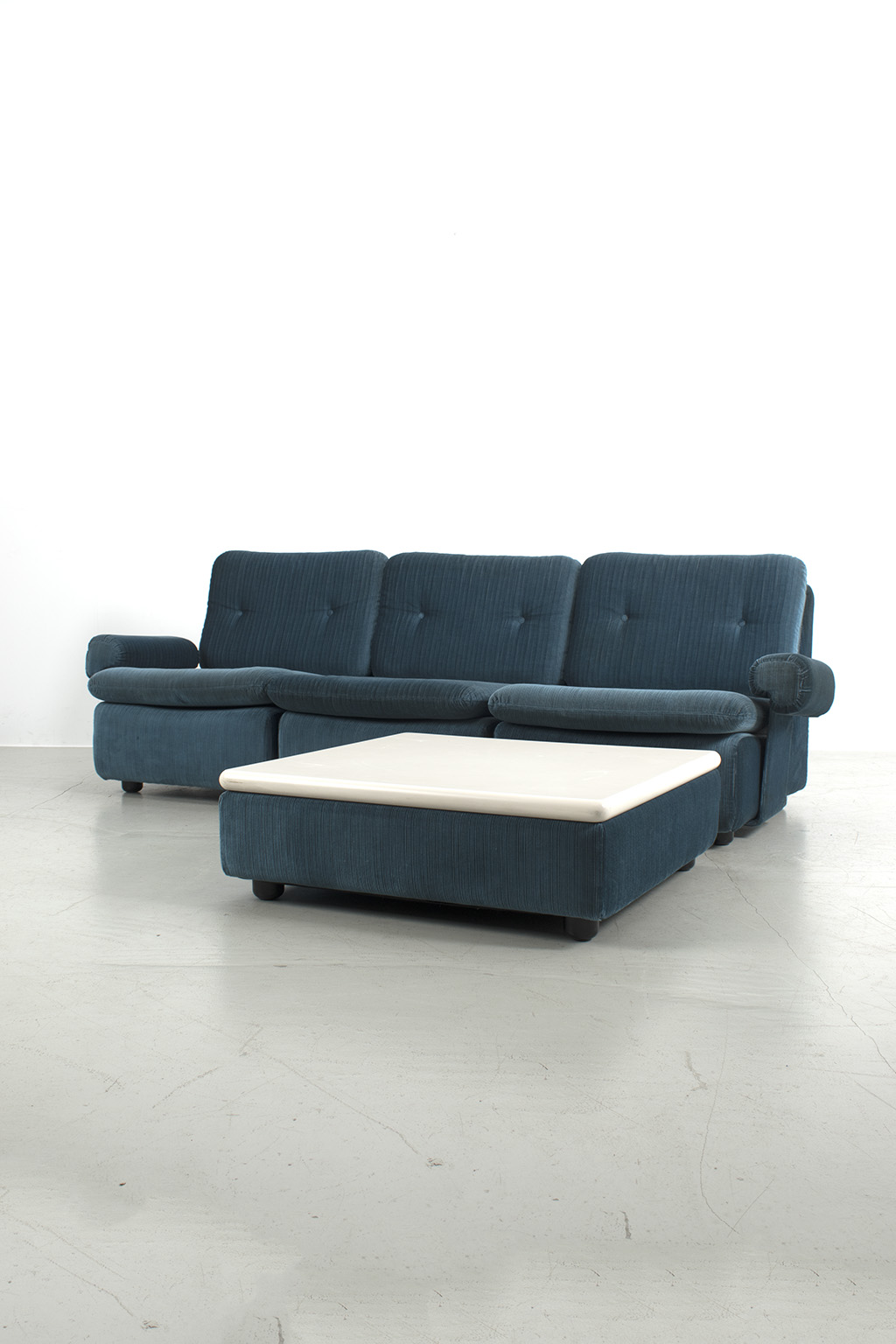 Modular sofa with coffee table