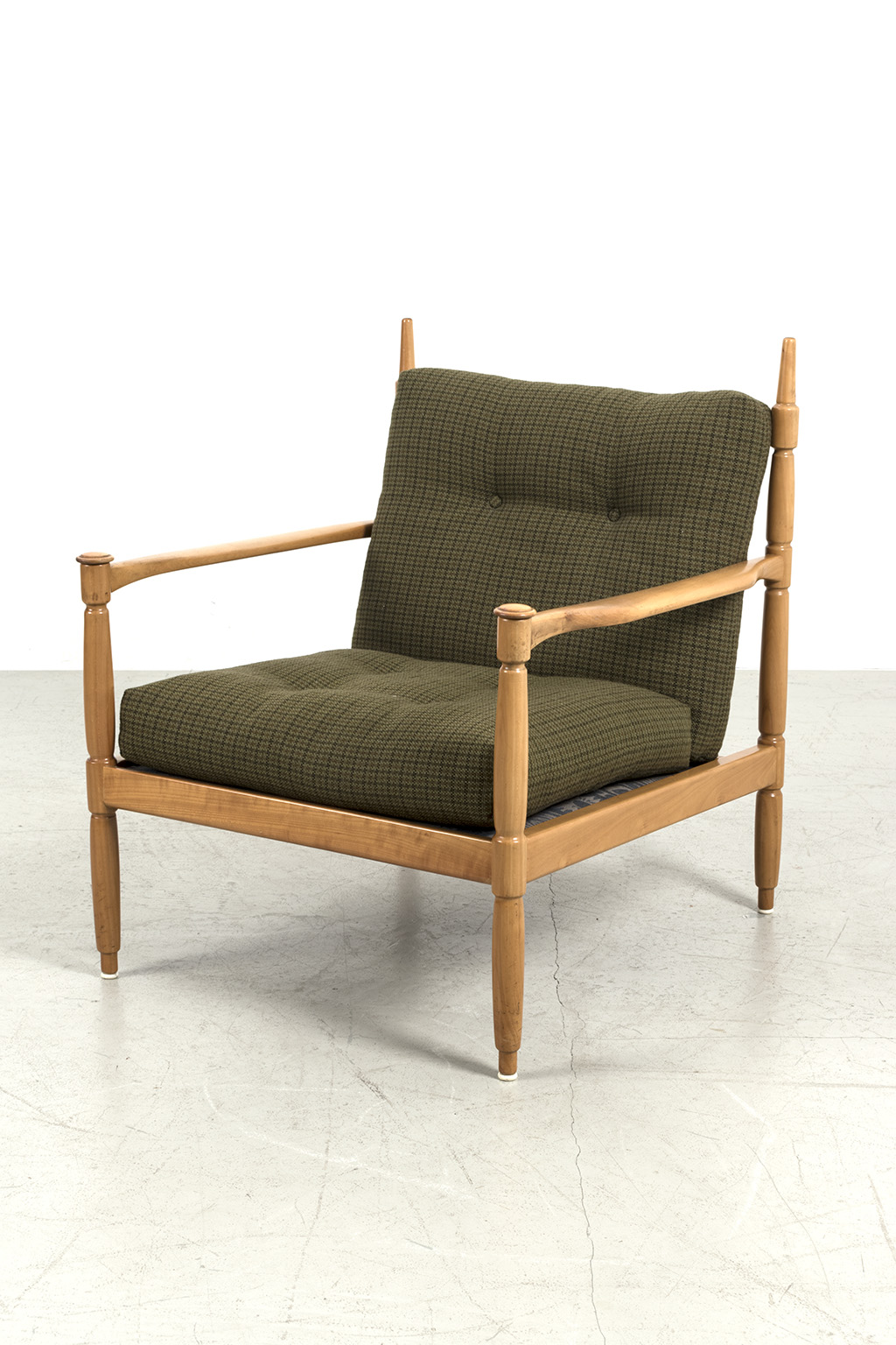 SALE Vintage ‘Throne chair’ fauteuil met originele groene bekleding