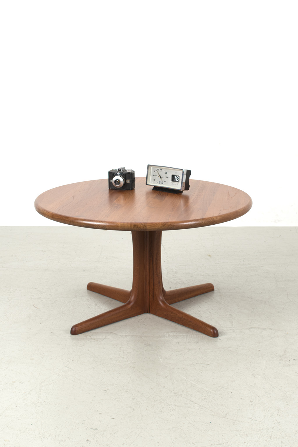 Danish teak coffee table 70s