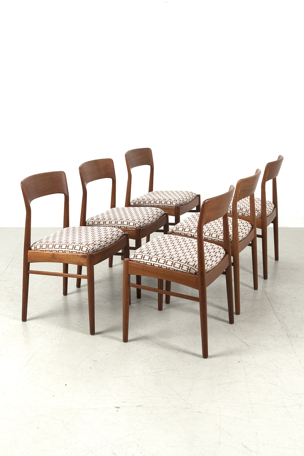 Set of 6 Kai Kristiansen chairs