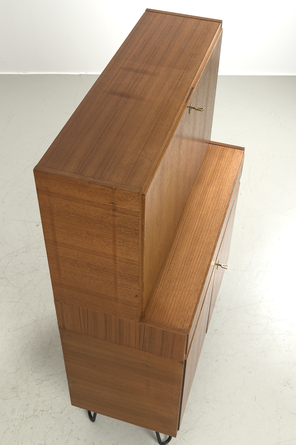 69410 Multifunctionele kast met deuren brede lade en klepkast22