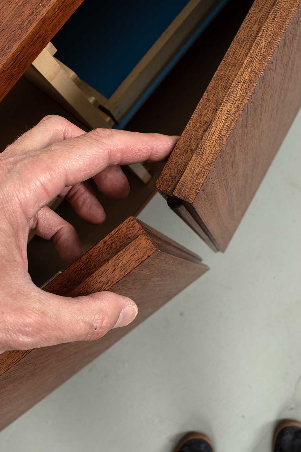 68101 Behr dressoir 08