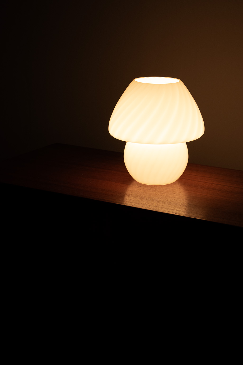 71558Mushroom tafellamp 07