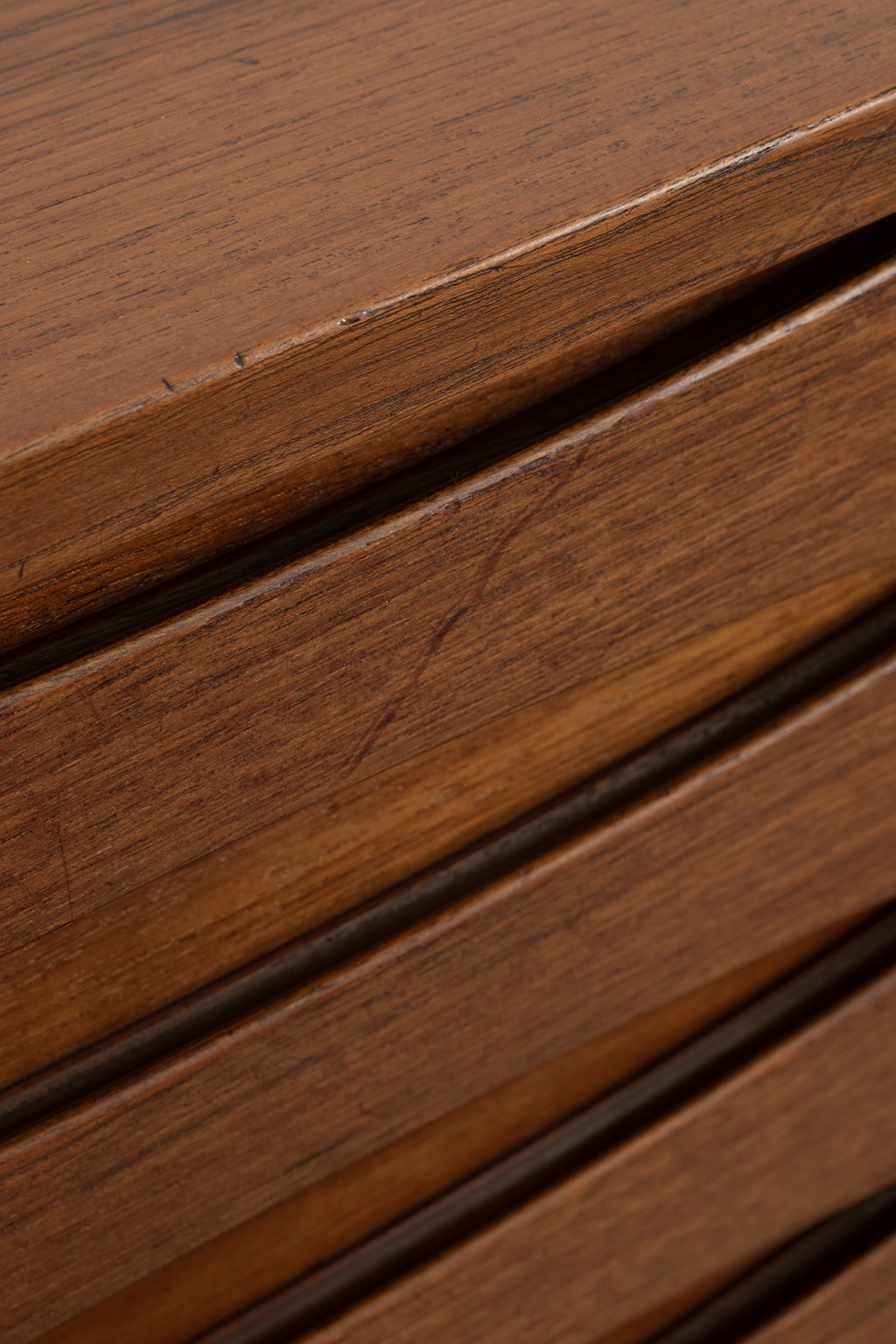 71566 Arne Vodder sideboard 08