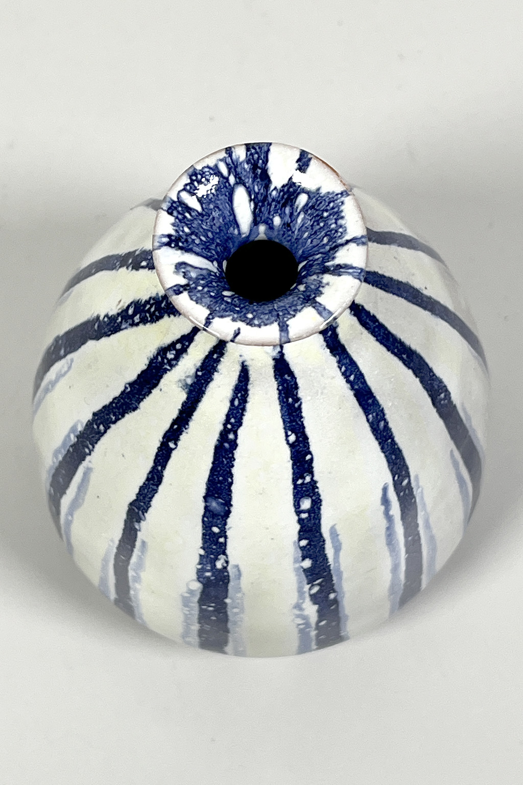 71040 Gestreept vaasje 06