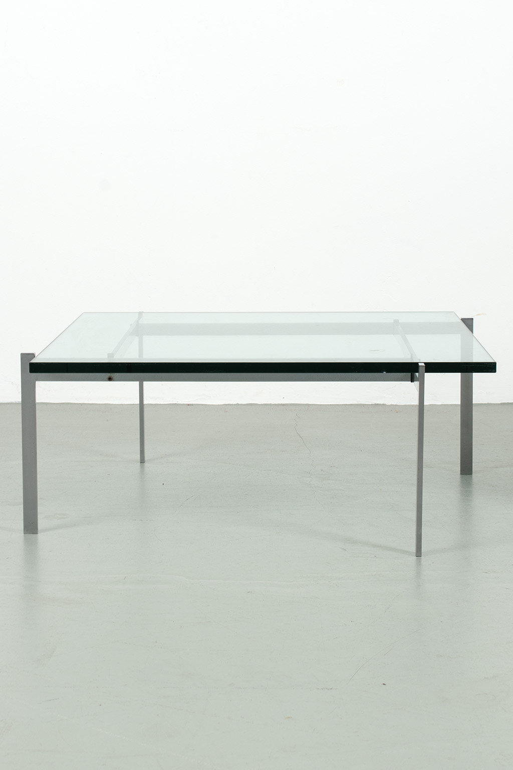 66833 Kjaerholm salontafel 12