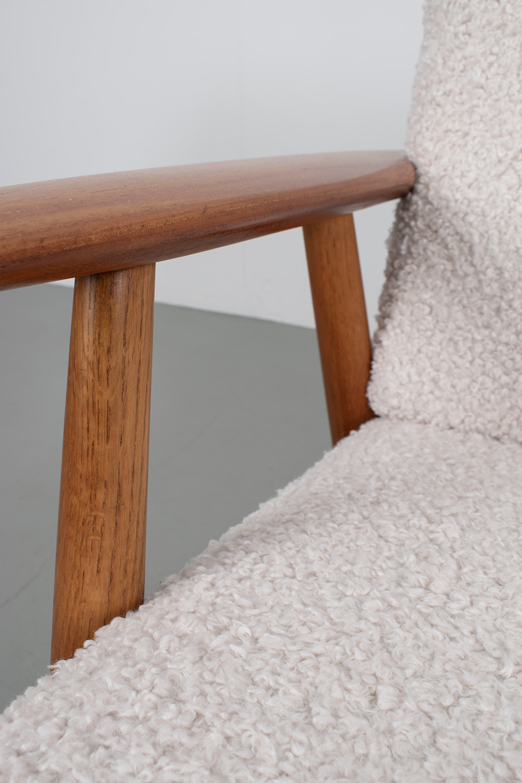 68701b Wegner 3zitsbank 09