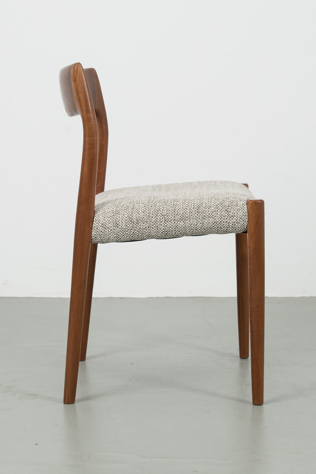 71767 Moller model 77 stoelen 04