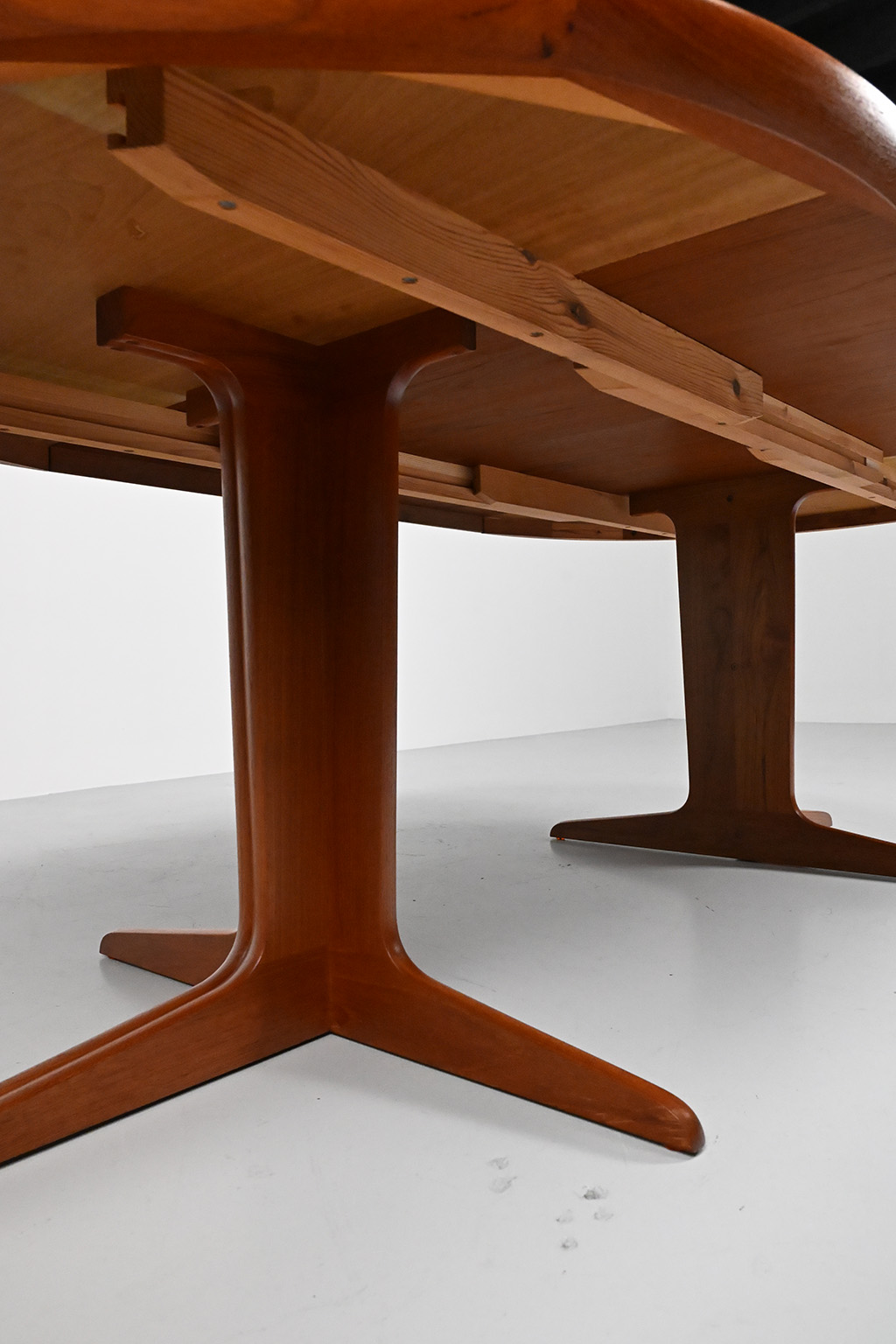 72157 VV Mobler Spottrup eettafel 05