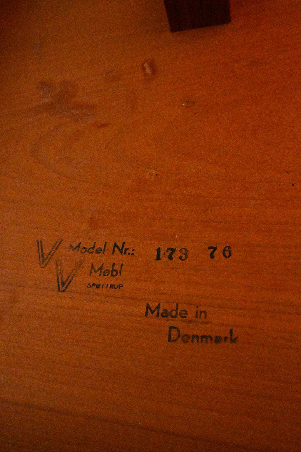 72157 VV Mobler Spottrup eettafel 06