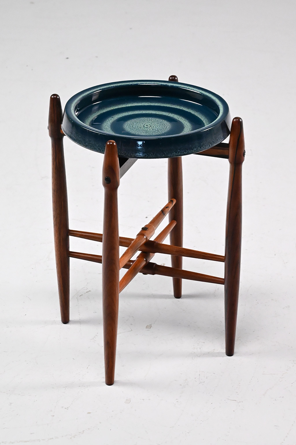 71924 Exclusief bijzettafeltje 01
