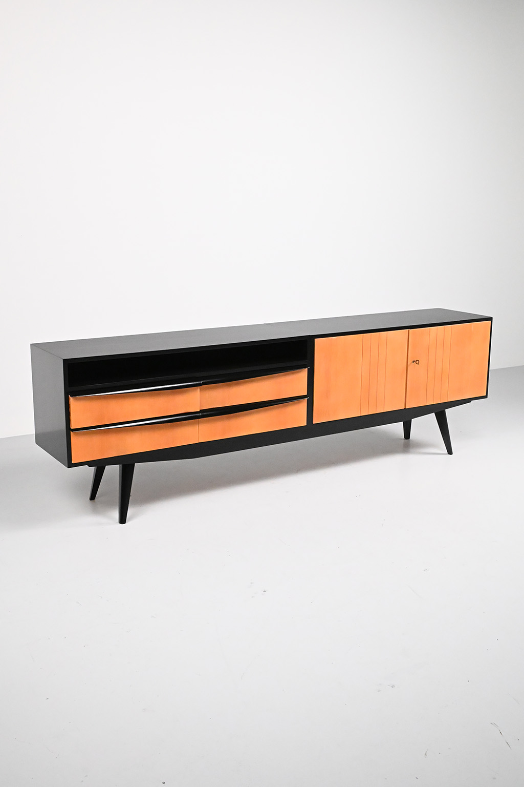 72027 50s dressoir zwarte delen 04