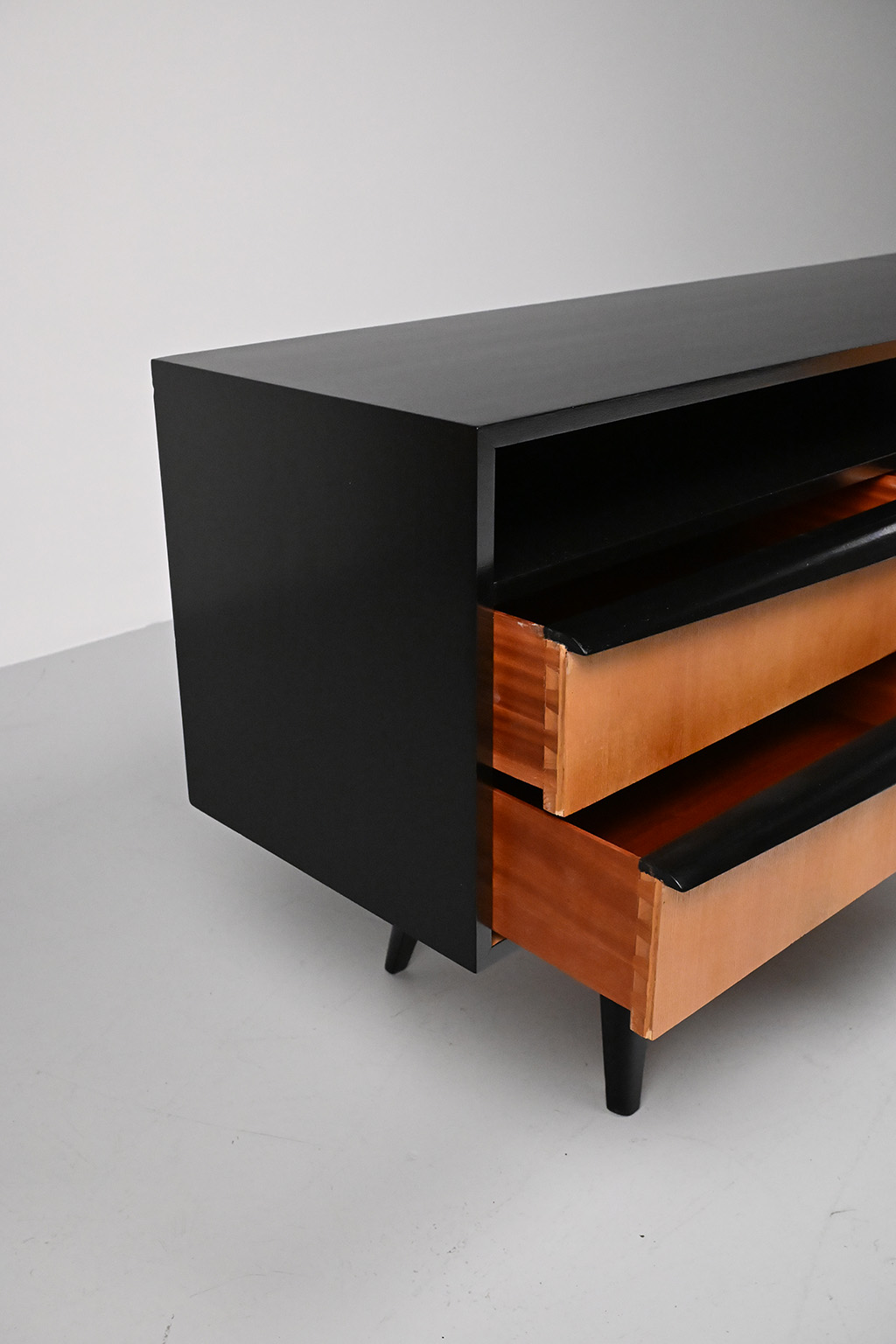 72027 50s dressoir zwarte delen 08