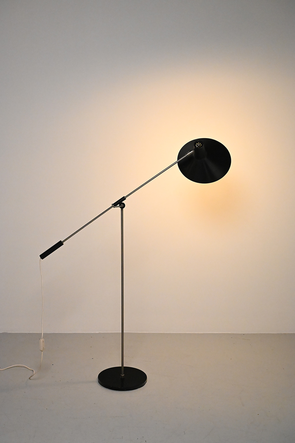 72161 Duitse vloerlamp 04
