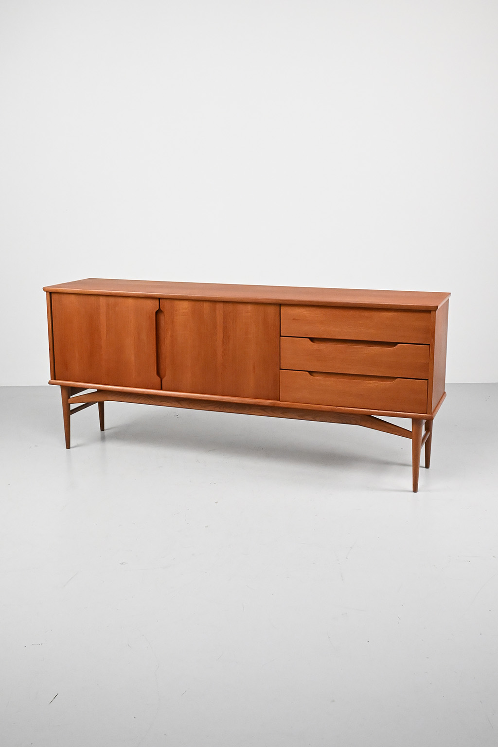 72251 Borge Mogensen dressoir 02