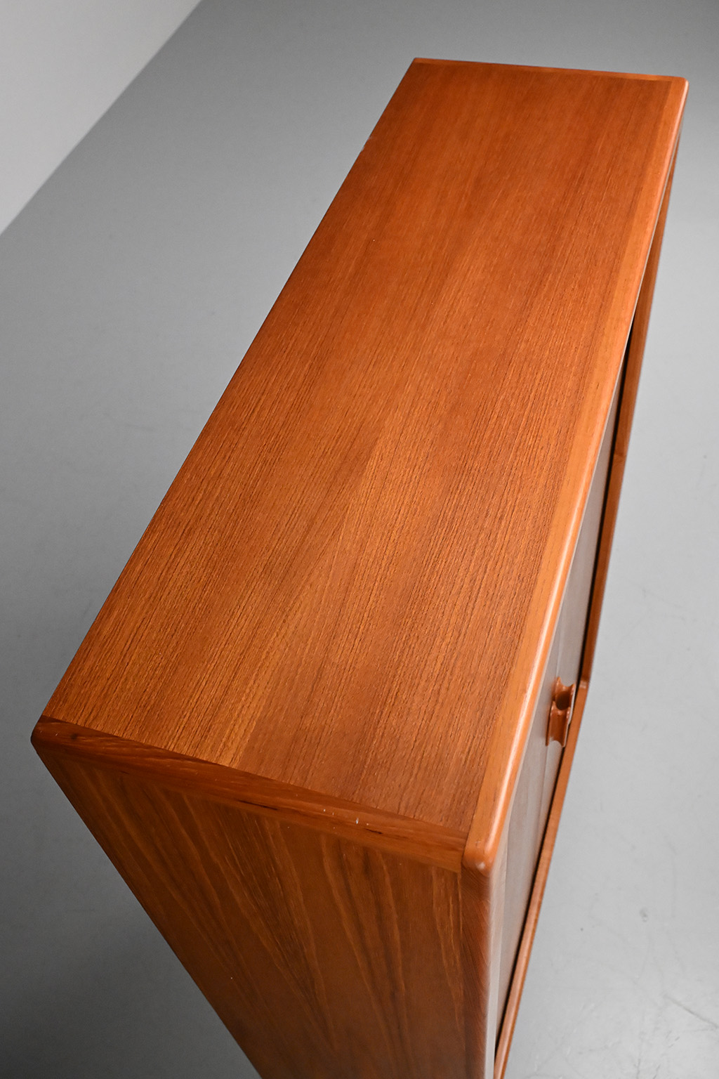 72273j Silkeborg hoge kast 08