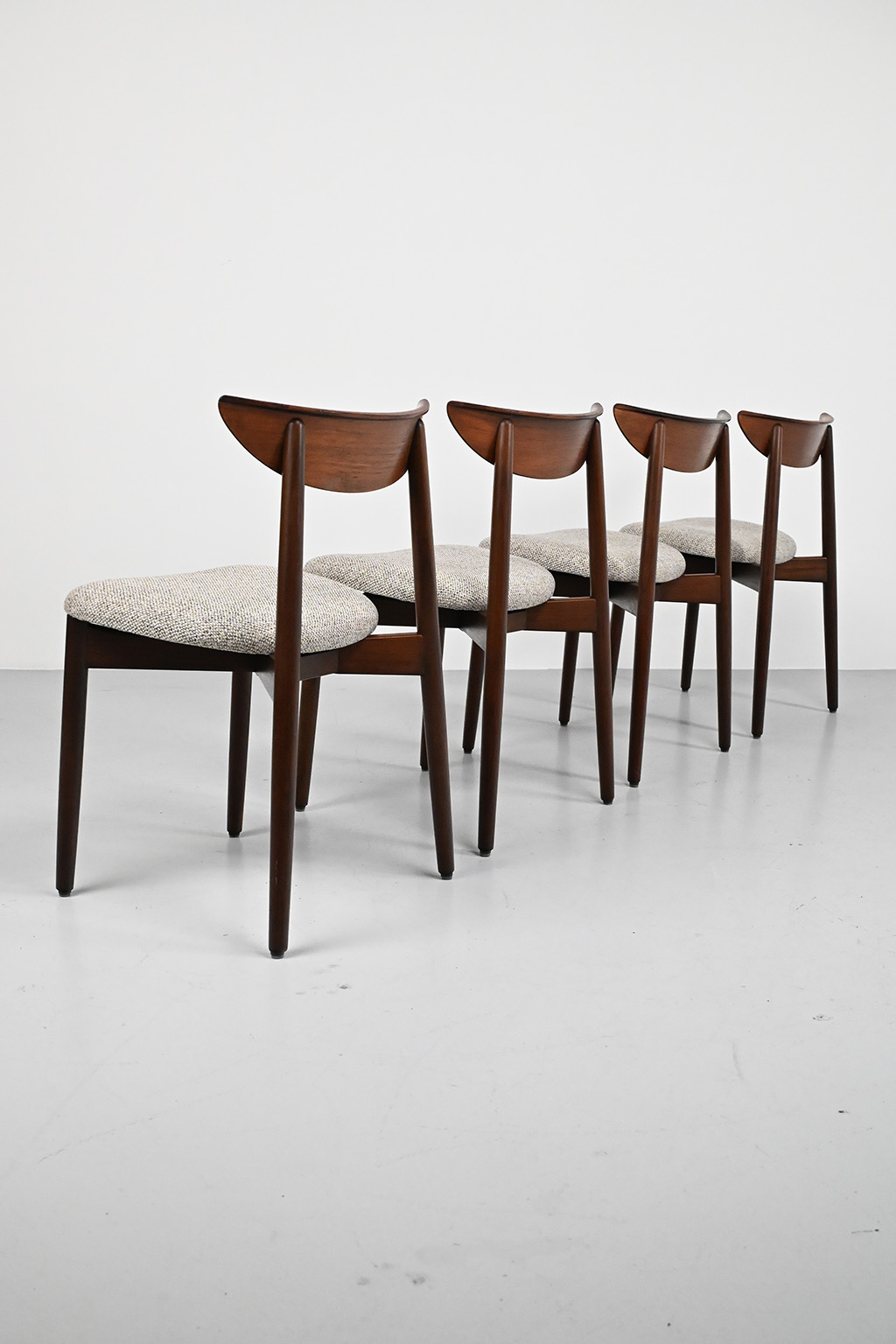 72281 Ostergaard stoelen 4 stuks 06
