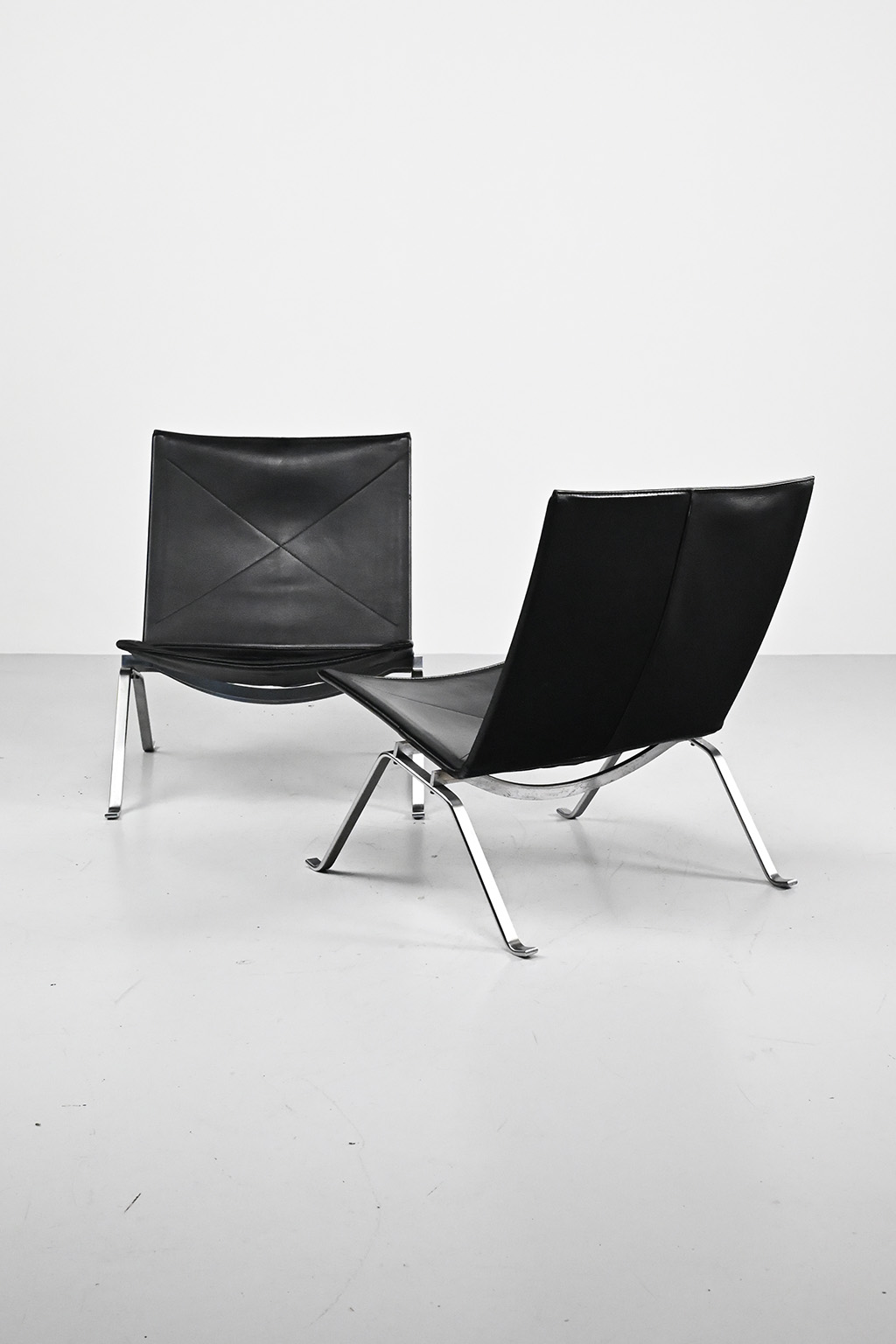 72282_83 Fritz Hansen PK22 04