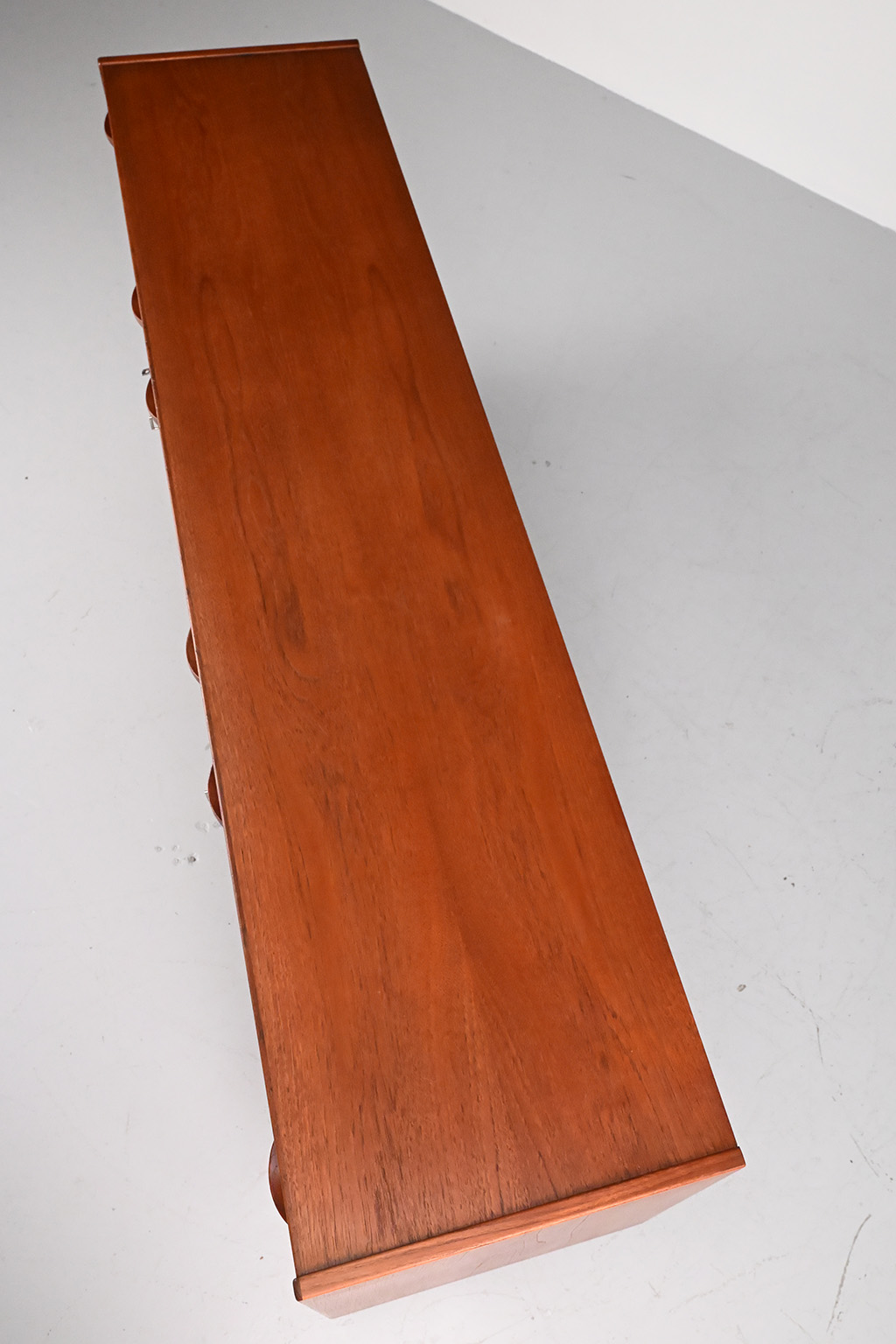 72294 Ulferts model 823 dressoir 12