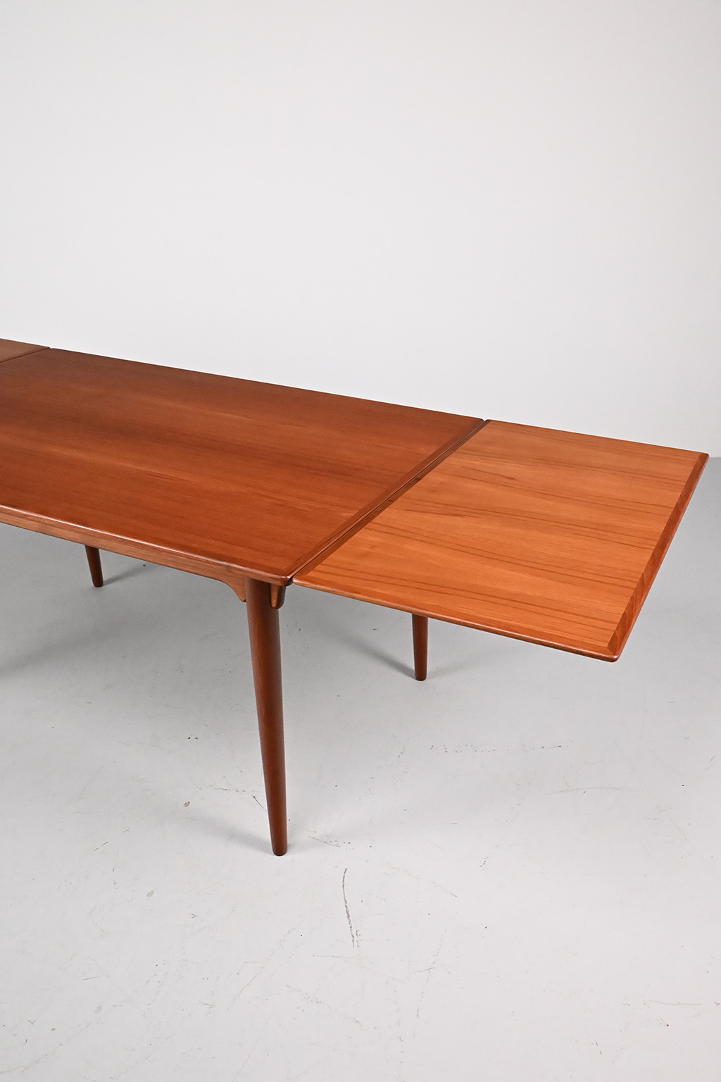 72104 Omann Jun 54 eettafel 04