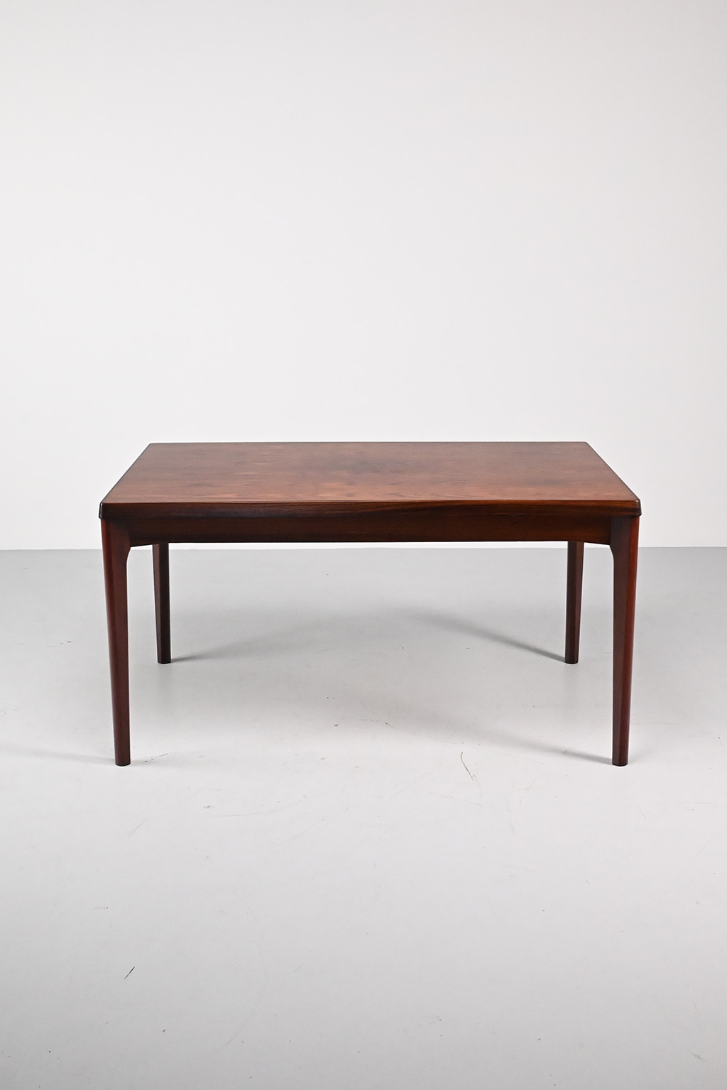 72105 Kjaernulf palissander tafel04