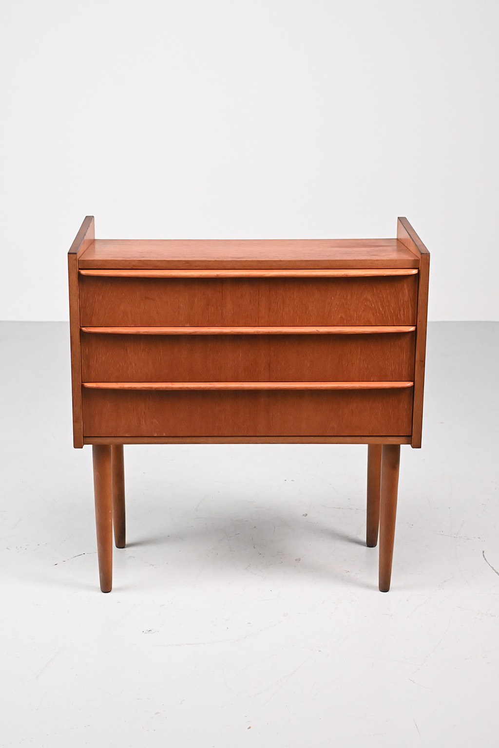 72246 Teak ladenkastje 02