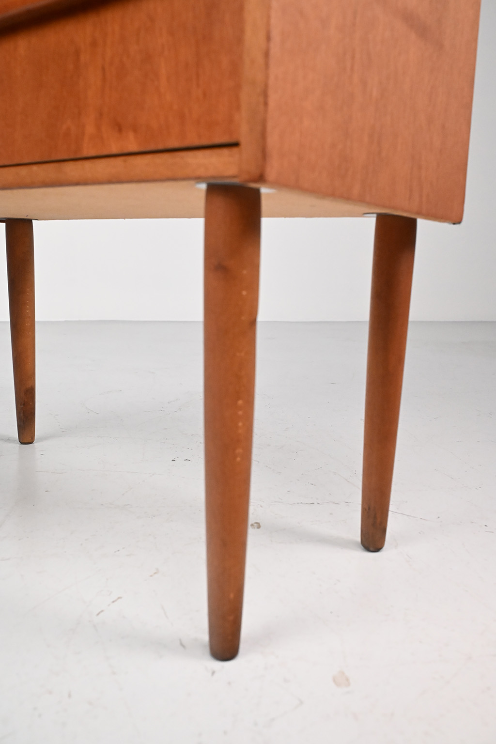 72246 Teak ladenkastje 08
