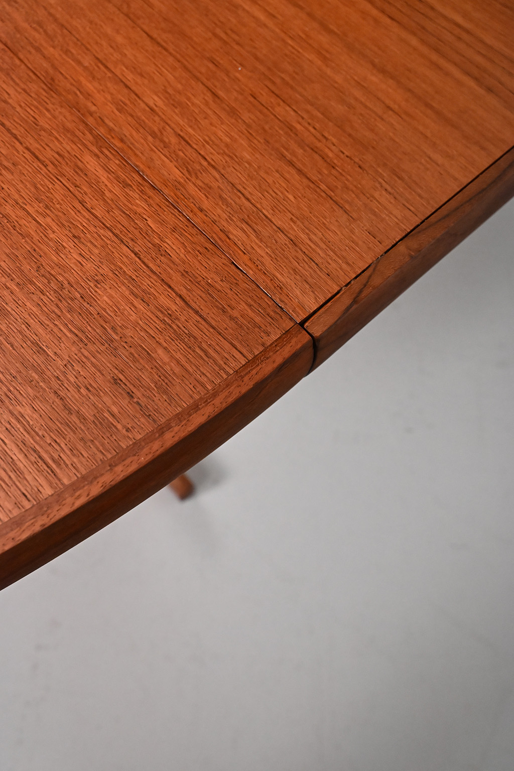 72340 Eetkamertafel 05