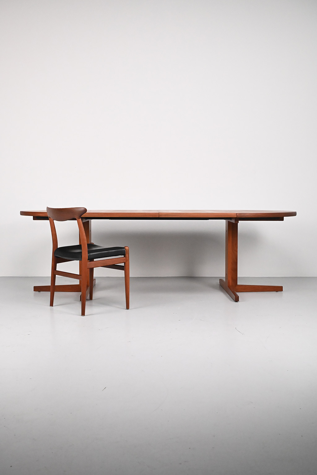72340 Eetkamertafel 09