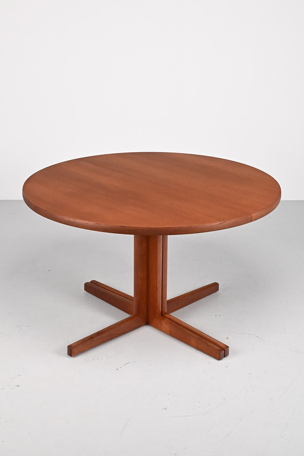 72340 Eetkamertafel 13
