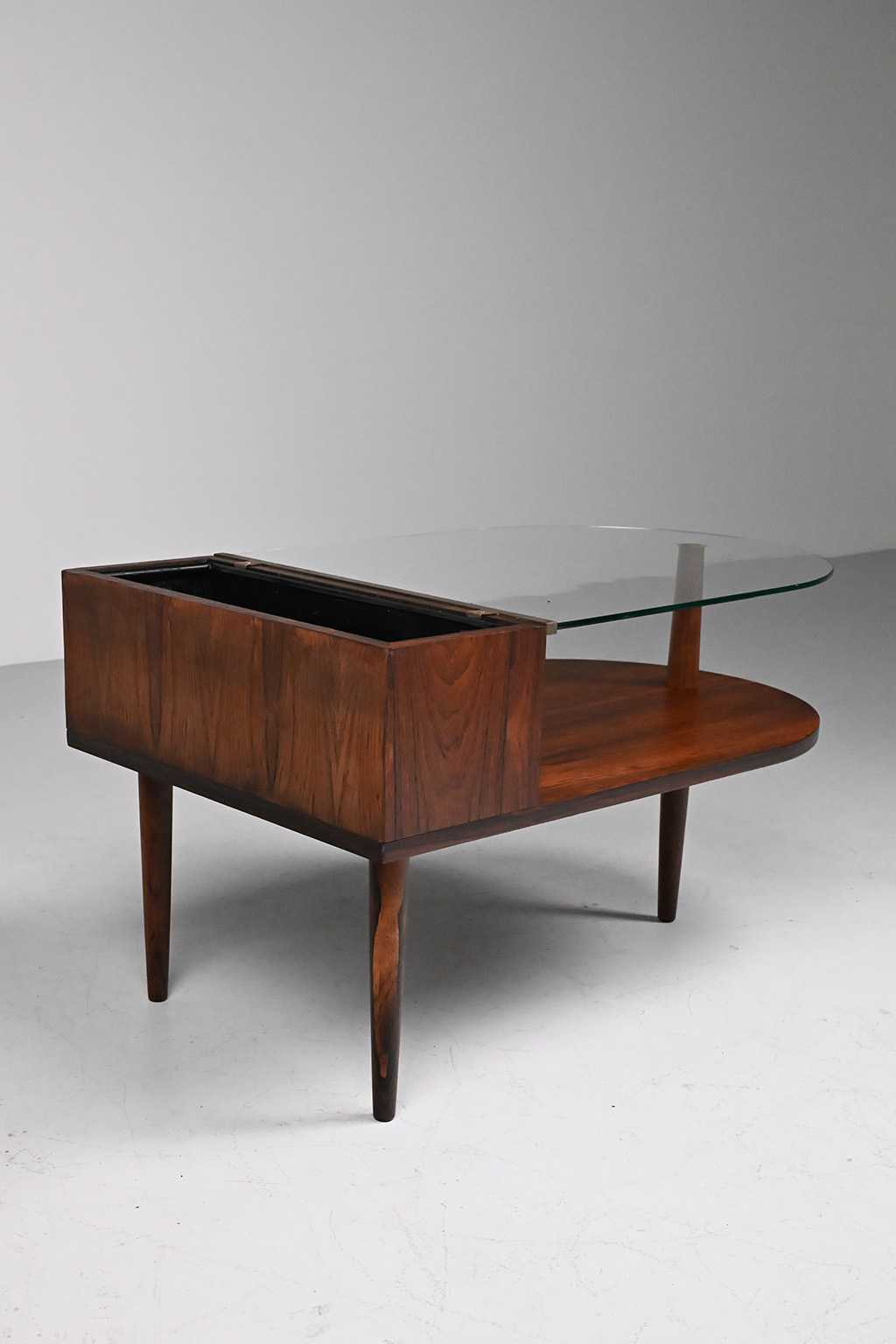 72352 Andersen salontafel met bak 04