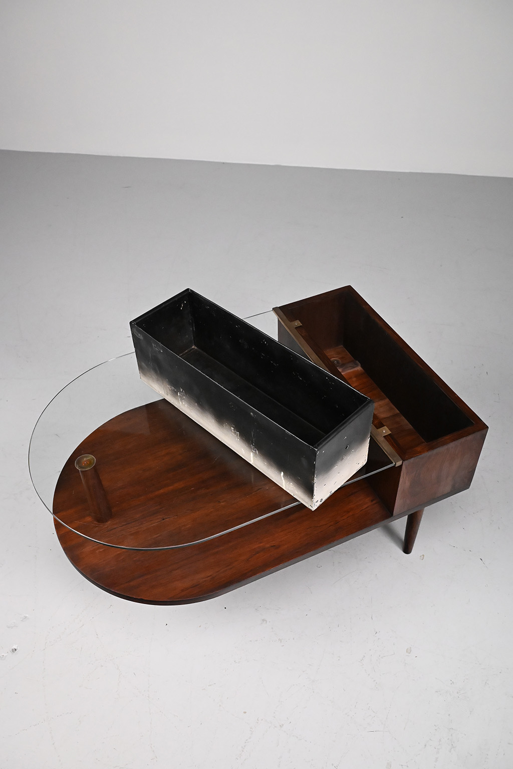 72352 Andersen salontafel met bak 08