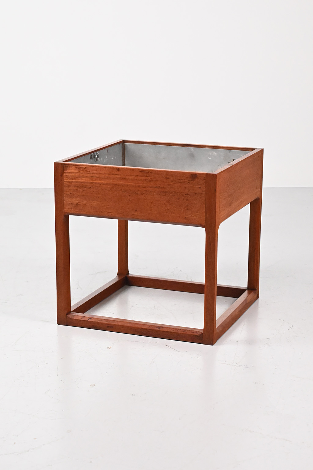 72354 Kjaersgaard plantenbak 01