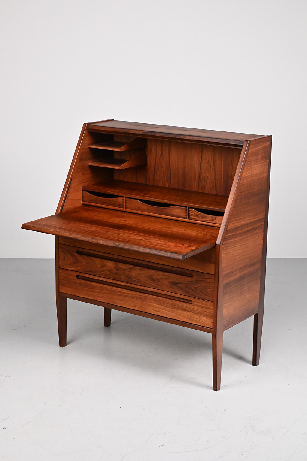 72429 Kristiansen secretaire 05