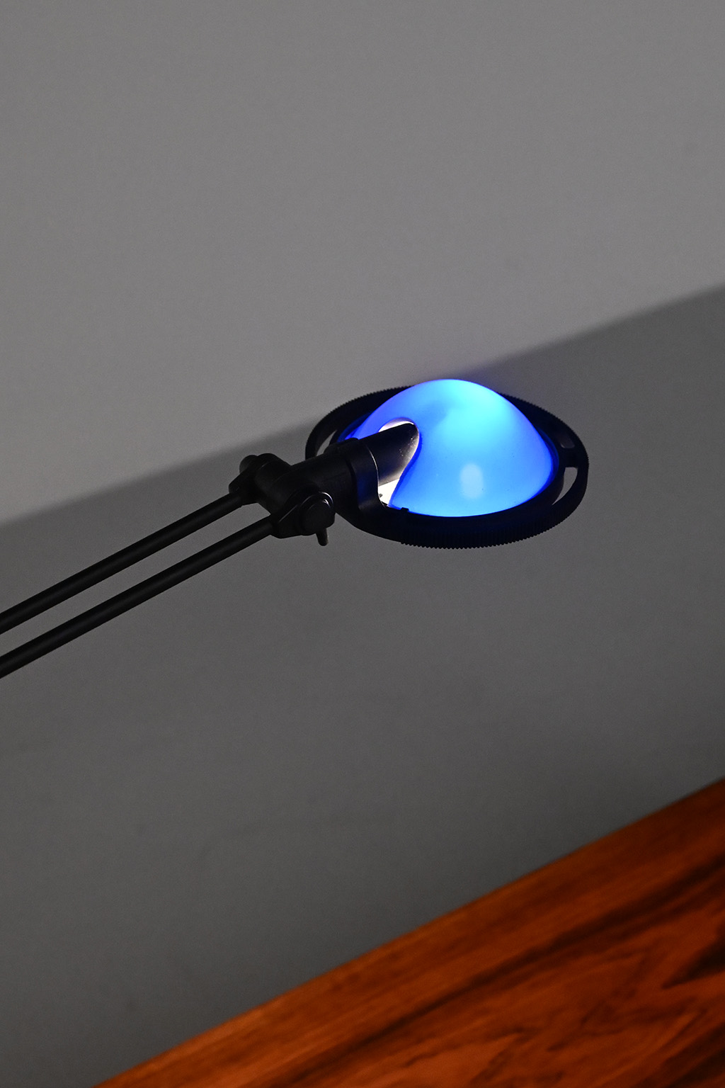 72434 Luceplan bureaulamp 09