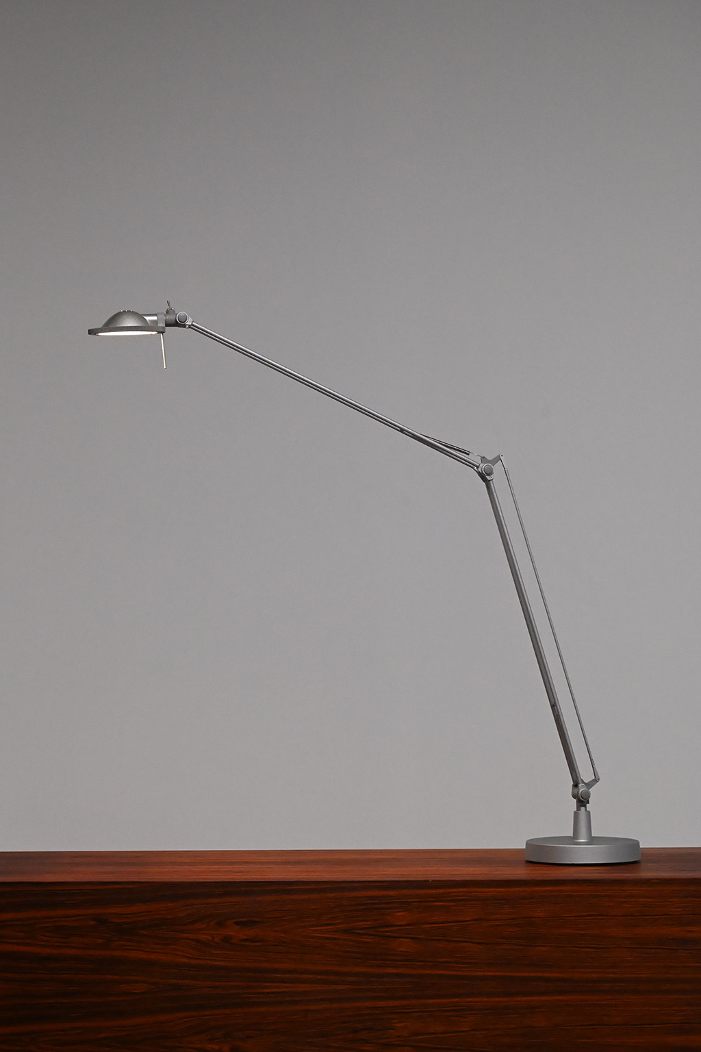 72447 Luceplan bureaulamp 07