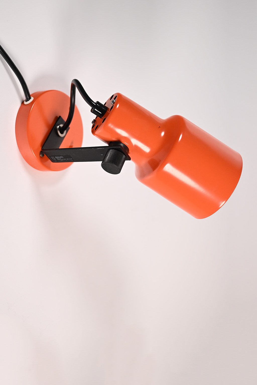 72391 Oranje wandspot 06