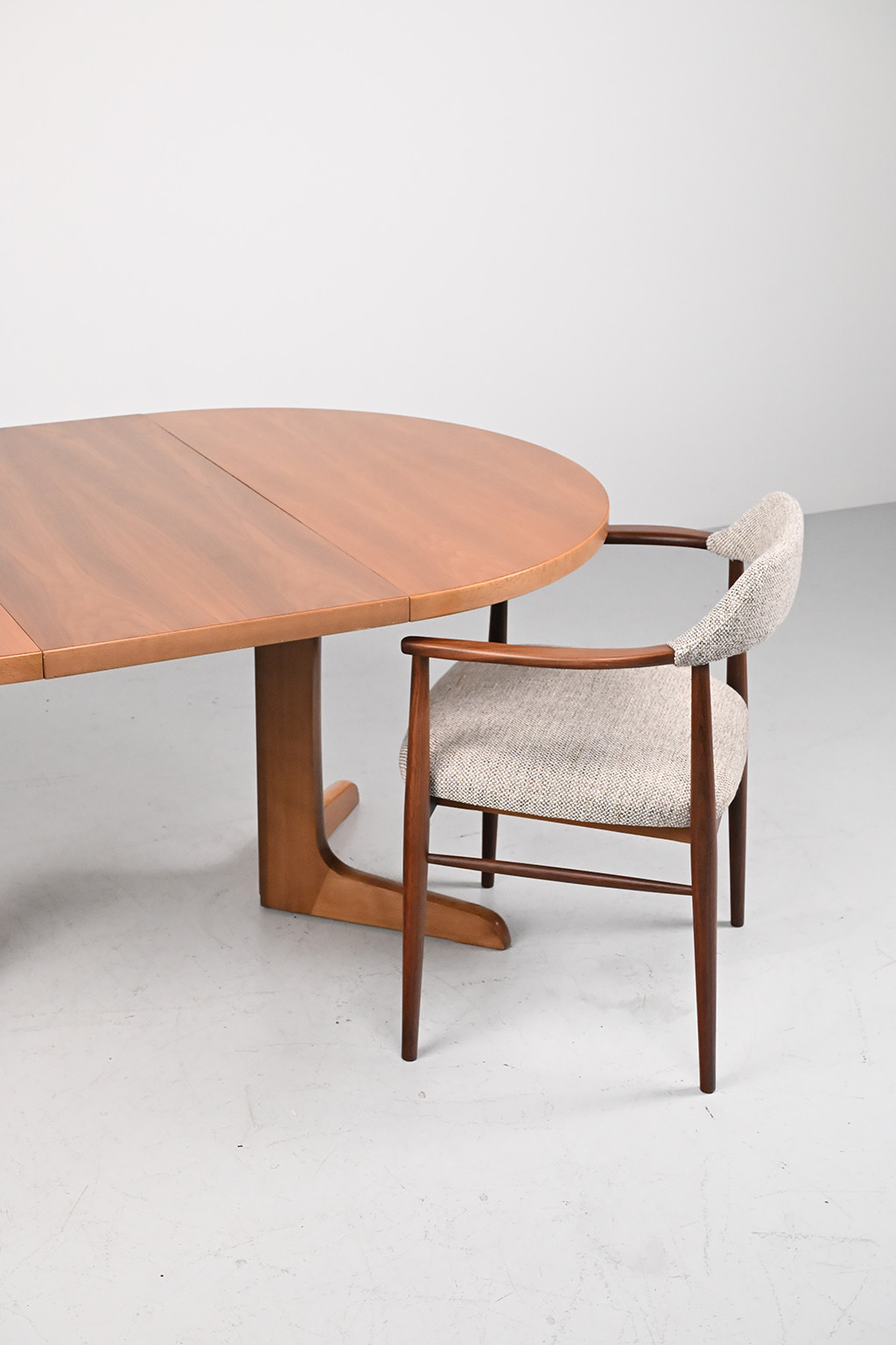 72415 Uittrekbare tafel 13