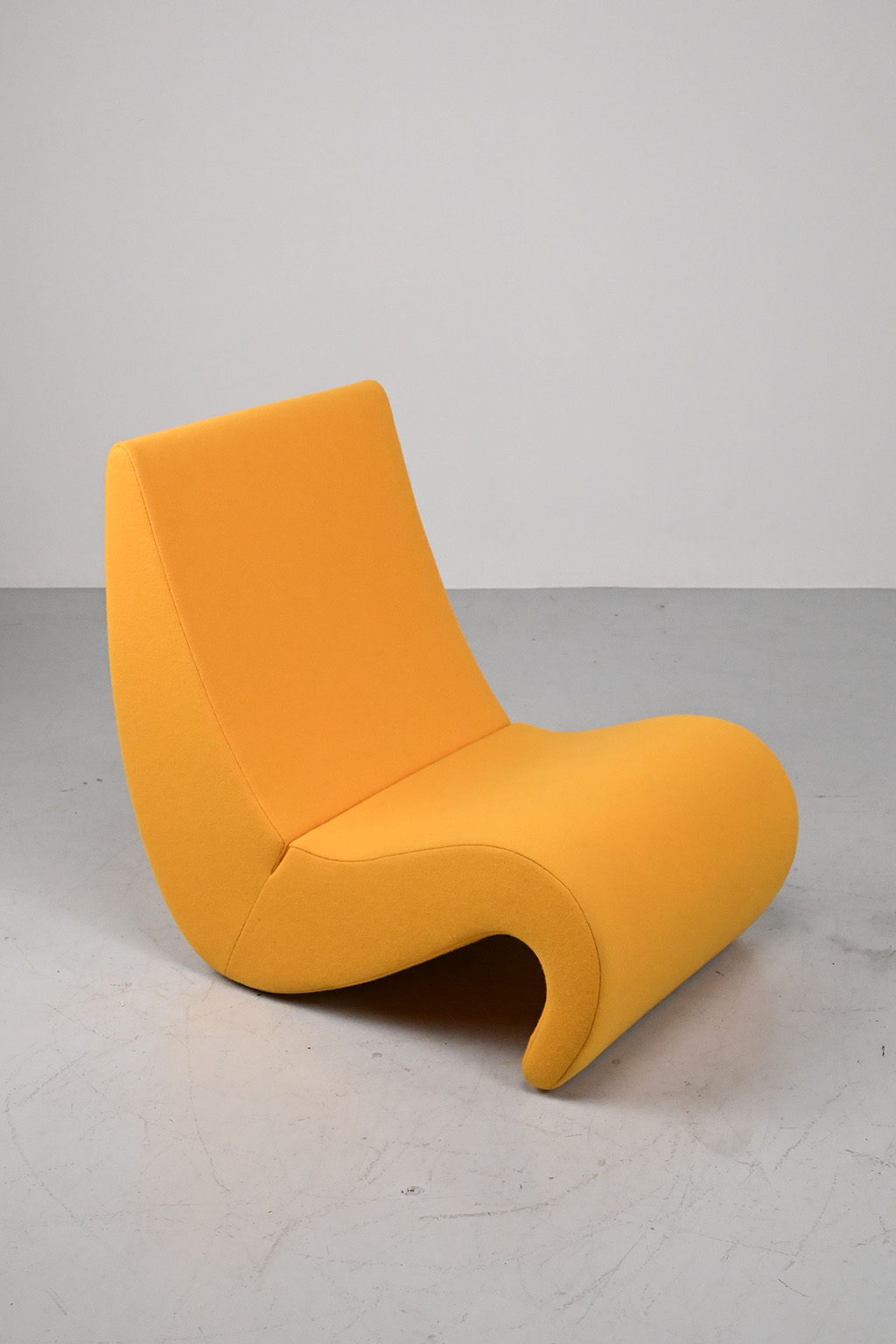 72488 Amoebe stoel Verner Panton 06