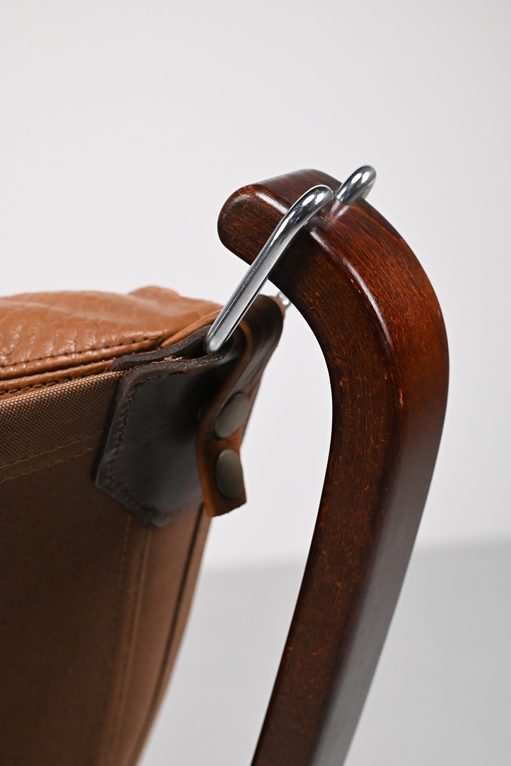 72502 Falcon chair Sigurd Ressel 06
