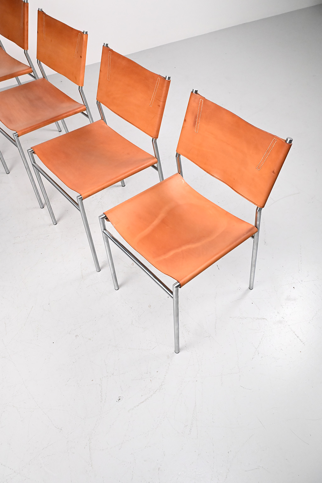 72562 Martin Visser SE06 stoelen 04