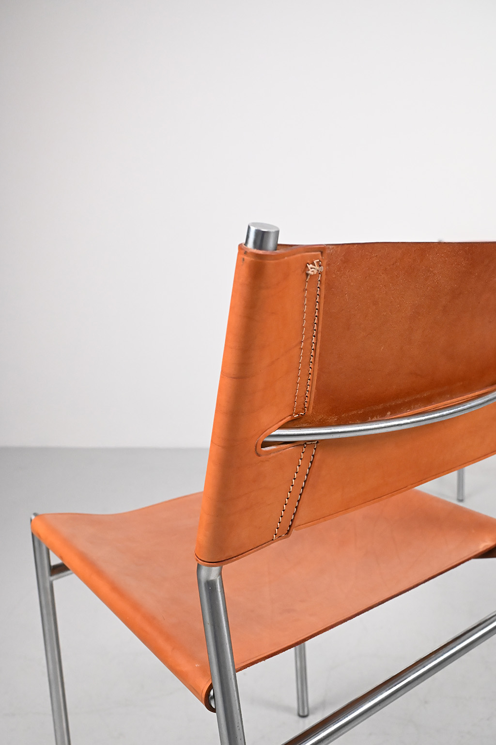 72562 Martin Visser SE06 stoelen 10