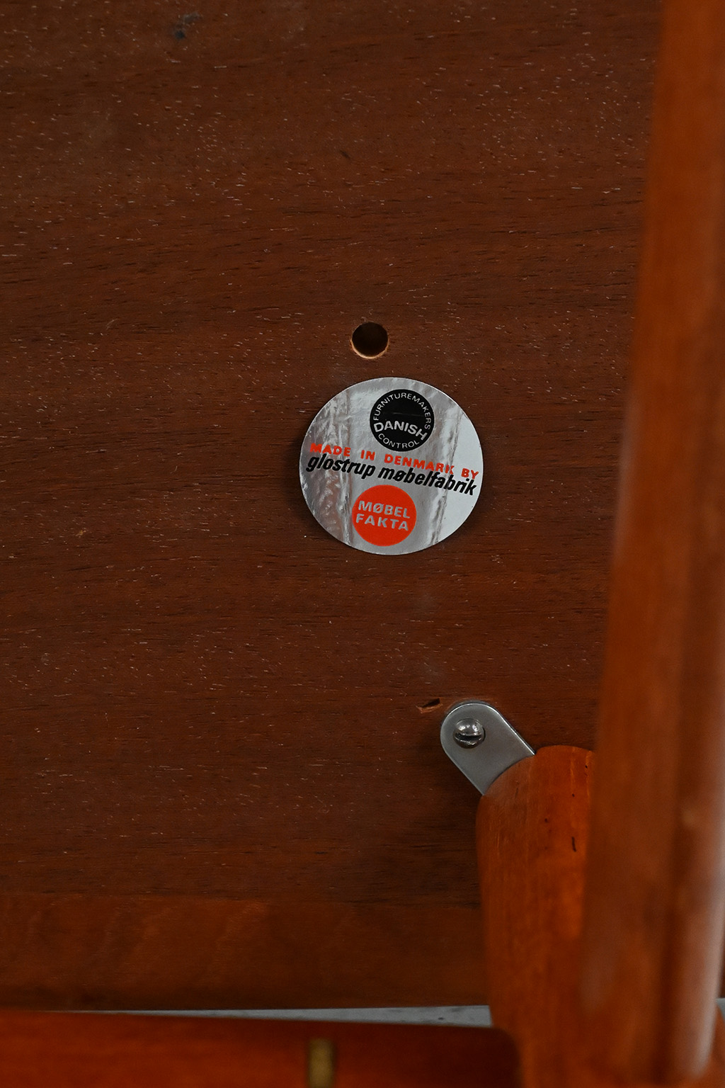 72498 Grete Jalk salontafel 04